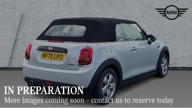 Mini Convertible Cooper Classic Steptronic Euro 6 2-Door White #2