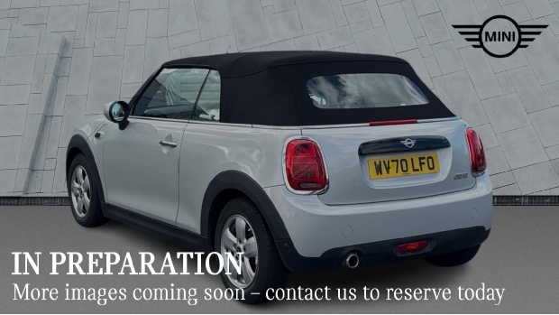 Mini Convertible Cooper Classic Steptronic Euro 6 2-Door White
