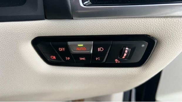 BMW 8 Series 840I Auto Blue #31