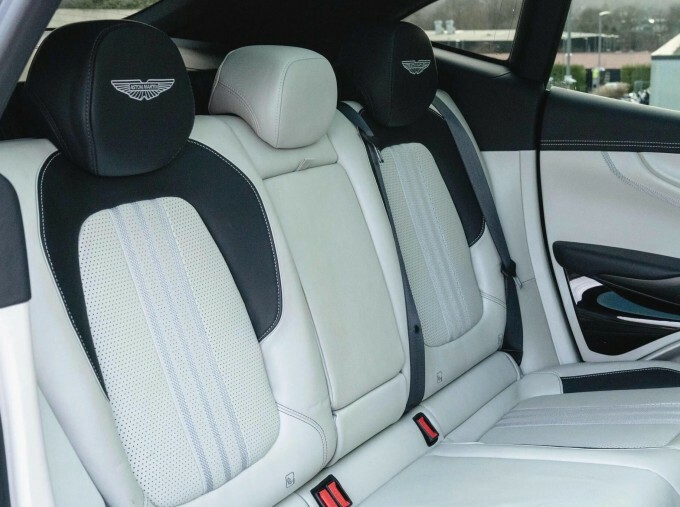 Aston Martin DBX V8 Dbx707 Touchtronic Black #33