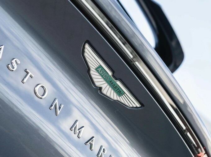 Aston Martin DBX V8 Dbx707 Touchtronic Black #19
