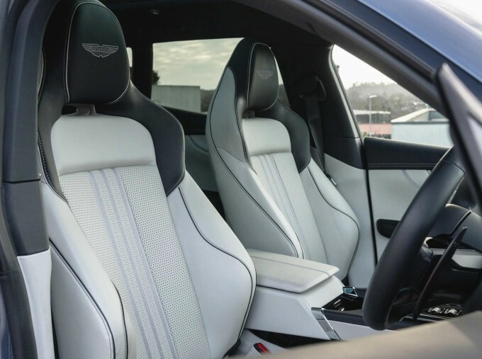 Aston Martin DBX V8 Dbx707 Touchtronic Black #23