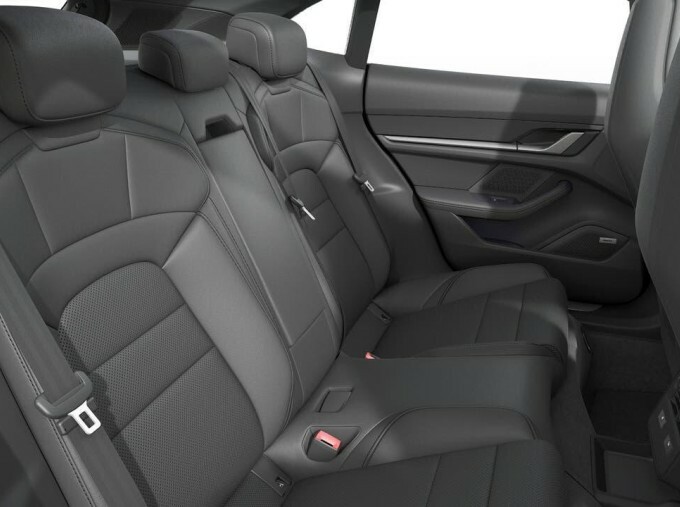 Porsche Taycan Performance Plus 105Kwh Black Edition Saloon E Black #13
