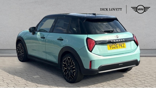 Mini Hatch 1.5C Exclusive Steptronic Euro 6 5-Door Green #2