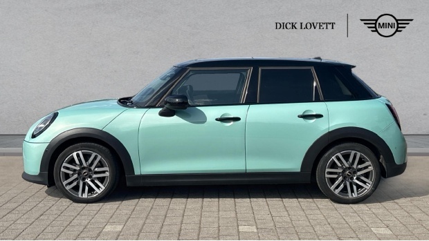 Mini Hatch 1.5C Classic Steptronic Euro 6 5-Door Green #3