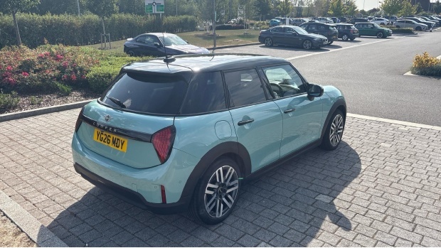 Mini Hatch 160Kw Se Sport Level 3 54Kwh White #32