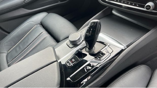 BMW 5 Series 2.0 520D M  #10