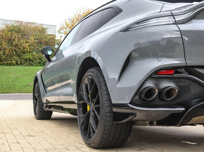 Aston Martin DBX V8 Dbx707 Touchtronic 2024 Purple #20