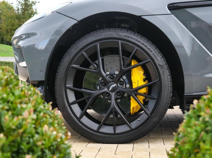 Aston Martin DBX 4.0 V8 707 Euro 6 5-Door Grey #4