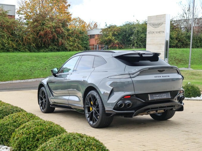 Aston Martin DBX V8 Dbx707 Touchtronic 2024 Purple #19