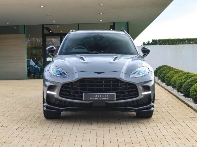 Aston Martin DBX V8 Dbx707 Touchtronic 2024 Purple #8
