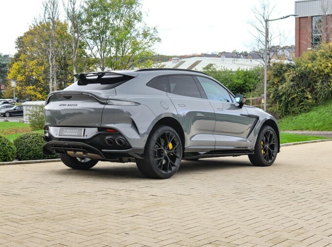 Aston Martin DBX V8 Dbx707 Touchtronic 2024 Purple #25
