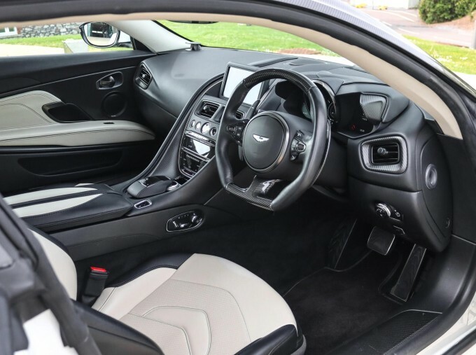 Aston Martin DBS V12 Biturbo Superleggera Euro 6 White #3