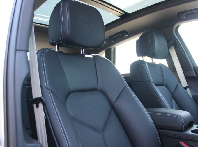 Porsche Macan Macan Suv White #5