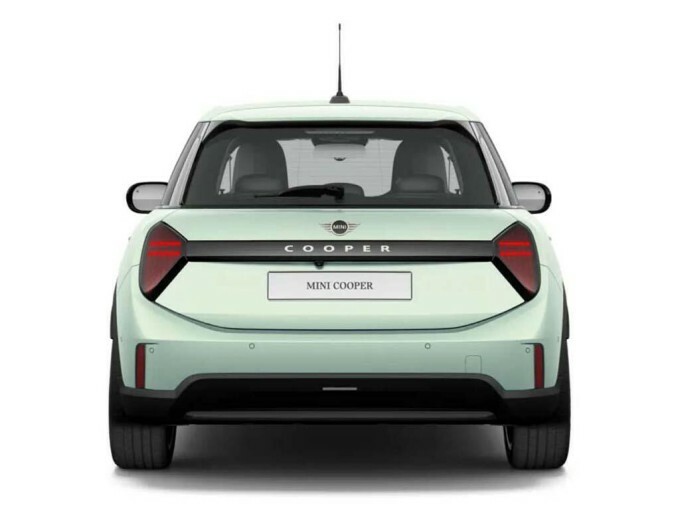 Mini Hatch 1.5C Exclusive Steptronic Euro 6 5-Door Green #4