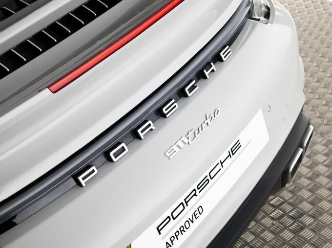 Porsche 911 Gts T-hybrid Pdk NU75RKK Red #86