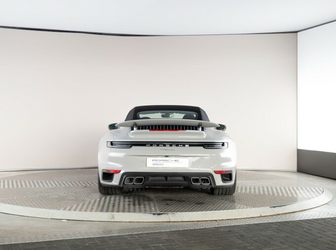 Porsche 911 Gts T-hybrid Pdk NU75RKK Red #63