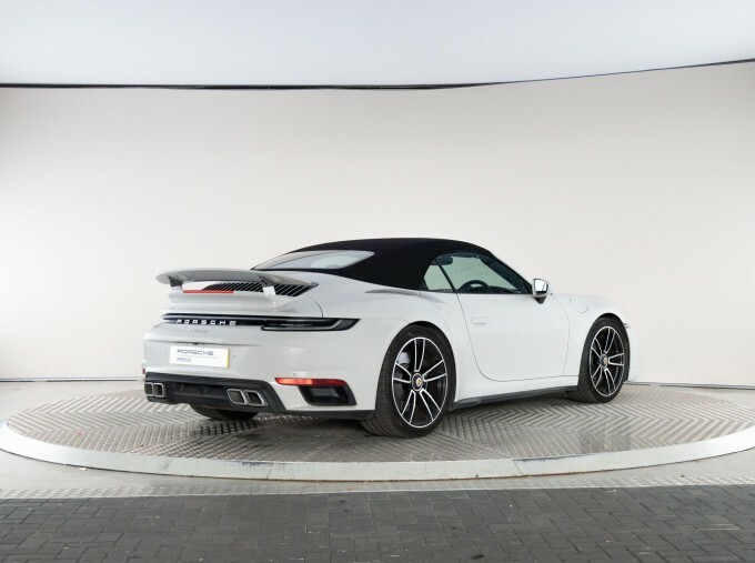 Porsche 911 Gts T-hybrid Pdk NU75RKK Red #61