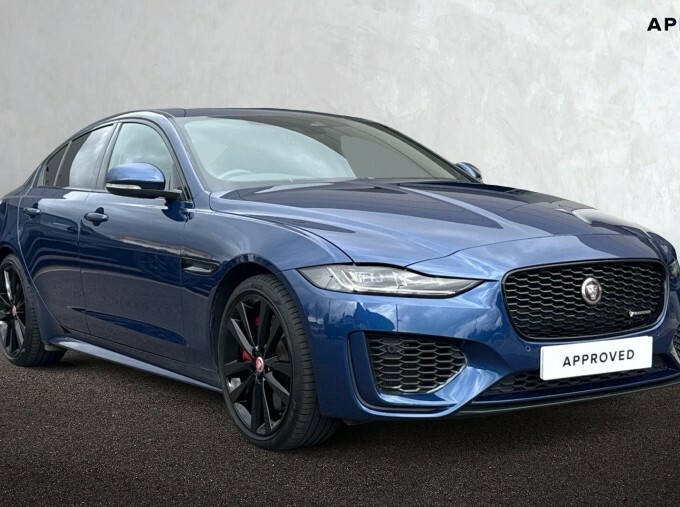 Jaguar XE 2.0 P300i R-dynamic Hse Euro 6 4-Door Blue