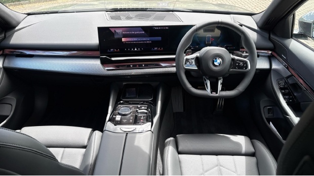 BMW 5 Series 2.0 520I Mht M Sport Steptronic Euro 6 4-Door Grey #4