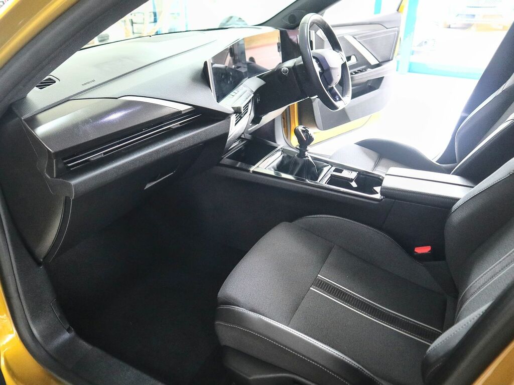 Vauxhall Astra 1.2 Gs Turbo DF23JZM Yellow #4