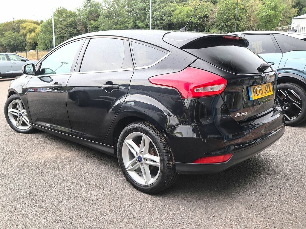 Ford Focus 1.0 Zetec Ecoboost Black #2