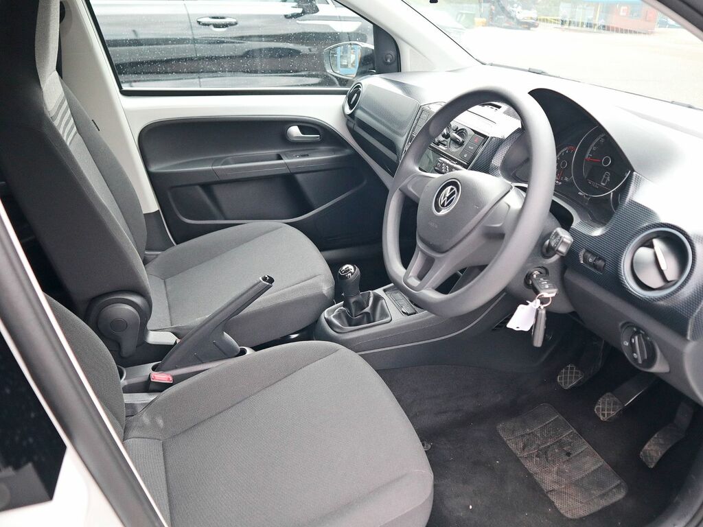 Volkswagen Up 1.0 Black Edition White #3