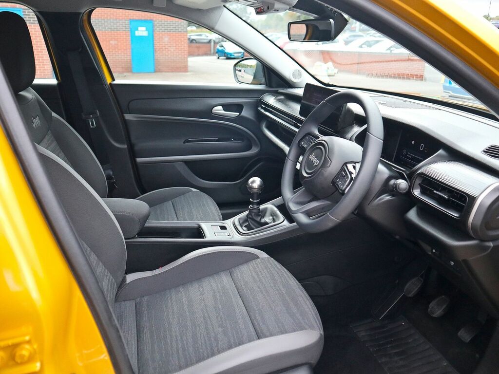 Jeep Avenger Longitude Yellow #3