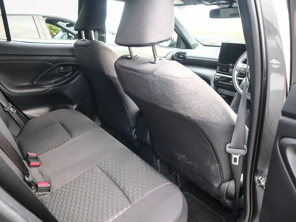 Toyota Yaris Cross 1.5 Cross Design Vvt-h Grey #4