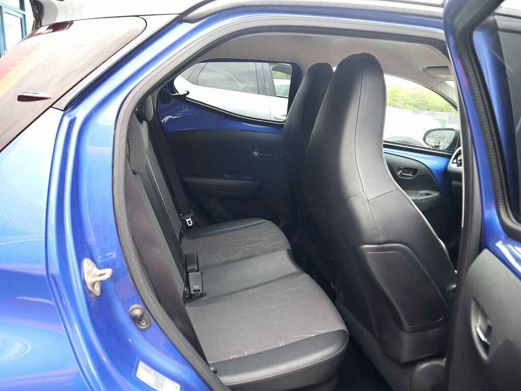 Toyota Aygo X X-clusiv Vvt-i Safety Sense Blue #4