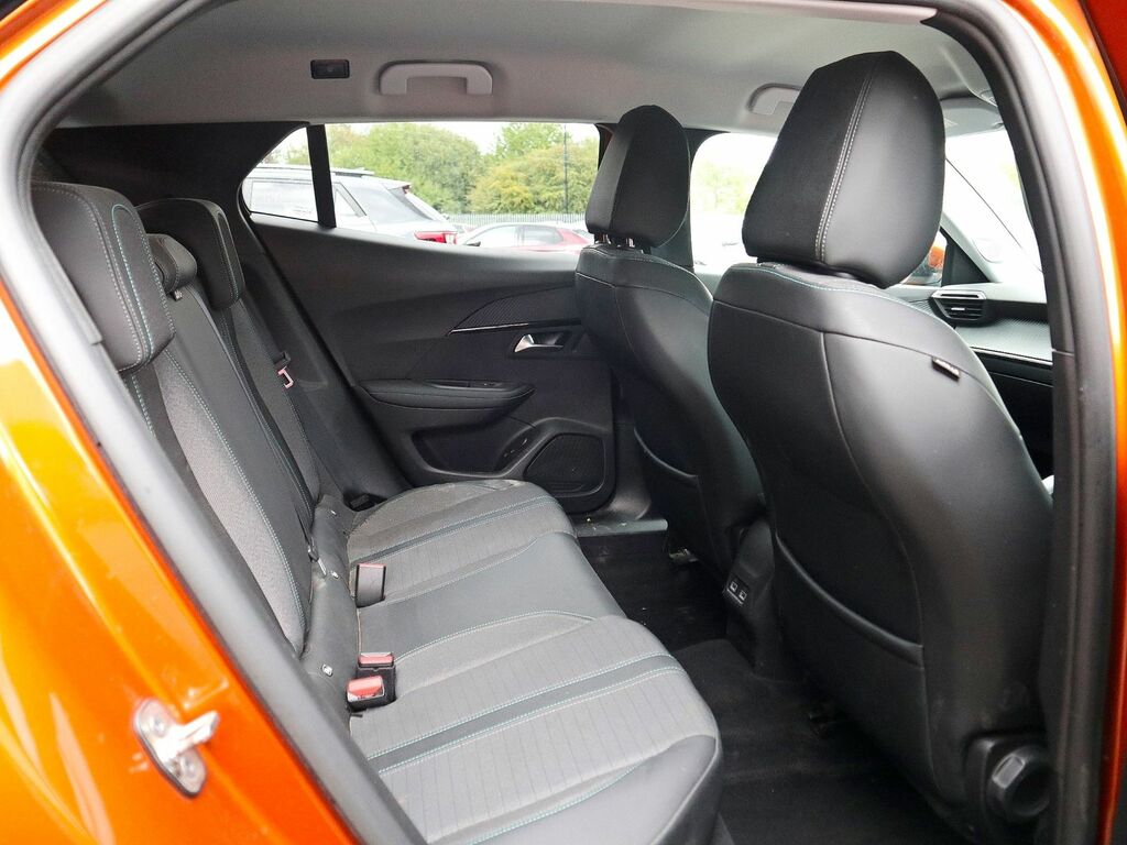 Peugeot 2008 2008 Gt Puretech Ss Grey #4