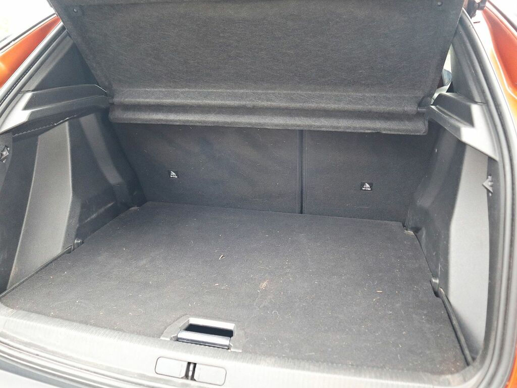 Peugeot 2008 2008 Gt Puretech Ss Grey #5