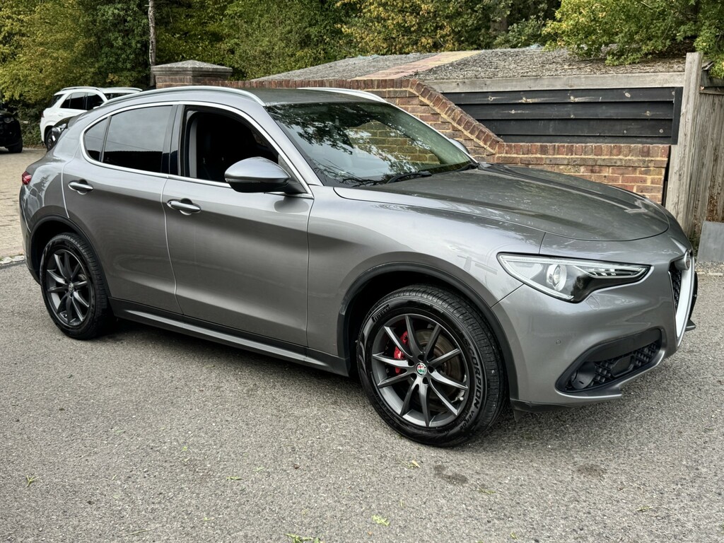 Alfa Romeo Stelvio Suv 2.2 Stelvio E6b 2.2 Turbo 210Hp Awd Spe Grey