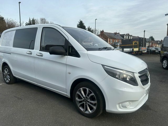 Mercedes-Benz Vito 2.1 114 Cdi Bluetec White #2
