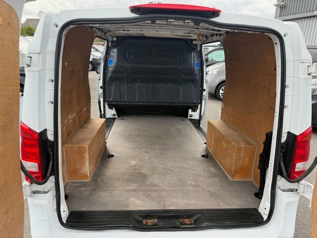 Mercedes-Benz Vito 2L Select Black #19