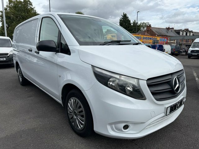 Mercedes-Benz Vito 2.0 114 Cdi Progressive White #6