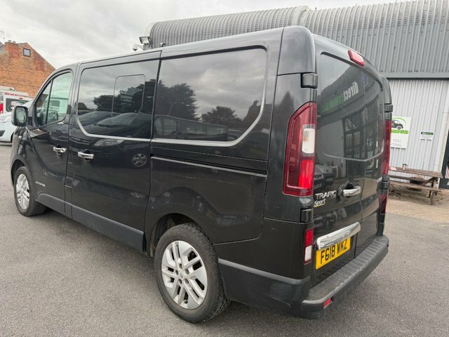 Renault Trafic 1.6 Business Ready White #13