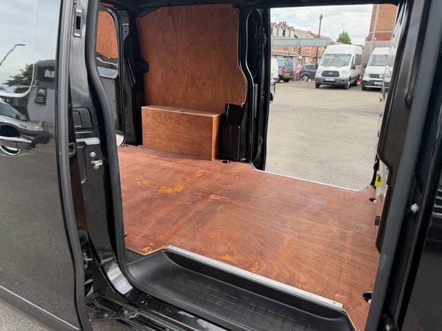 Vauxhall Vivaro 1.5 Turbo D 2700 Black
