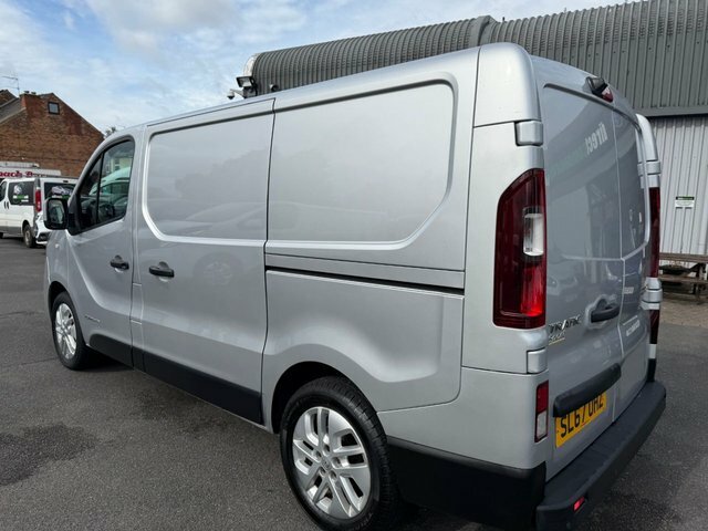 Renault Trafic 1.6 Ll29 Business Plus White #33