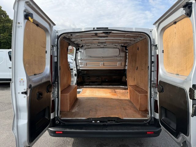 Renault Trafic 1.6 Ll29 Business Plus White #22