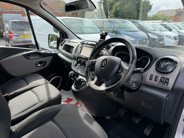 Renault Trafic 1.6 Ll29 Business Plus White #19