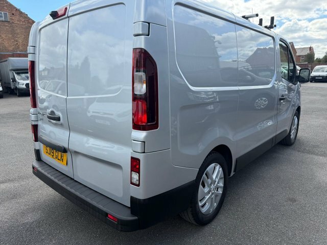 Renault Trafic 1.6 Dci Energy 29 White #24