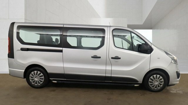 Vauxhall Vivaro 1.6 Cdti 2900 Biturbo Silver #3