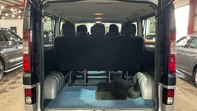 Vauxhall Vivaro Vivaro Combi Cdti Ss Silver #9