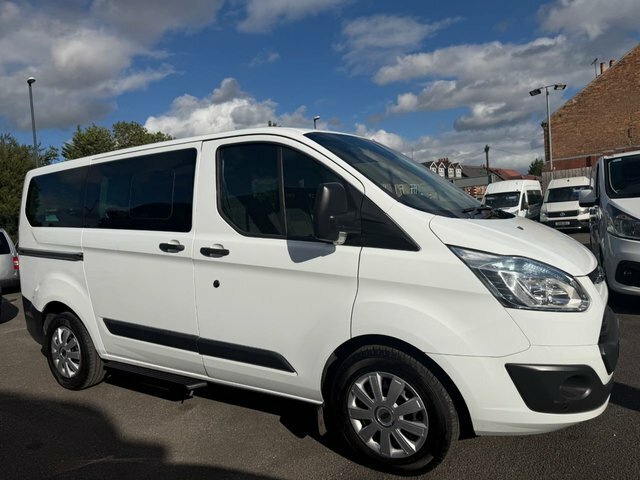 Ford Tourneo Custom 2.2 300 Tdci Trend White #2