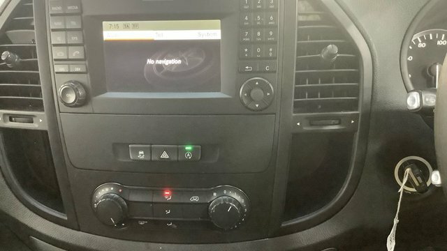 Mercedes-Benz Vito Mpv White #8