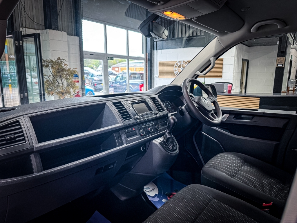 Volkswagen Transporter Tdi T32 Bluemotion Tech Highline Grey #17