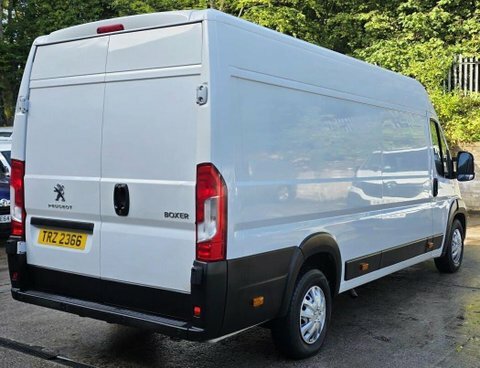 Peugeot Boxer Professional Grey #7