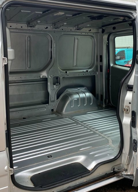 Vauxhall Vivaro 2.0 Cdti Red #30