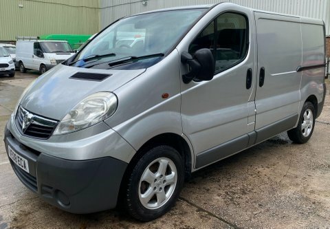 Vauxhall Vivaro 2.0 Cdti Red #15